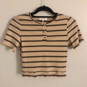 Striped tshirt with three buttons